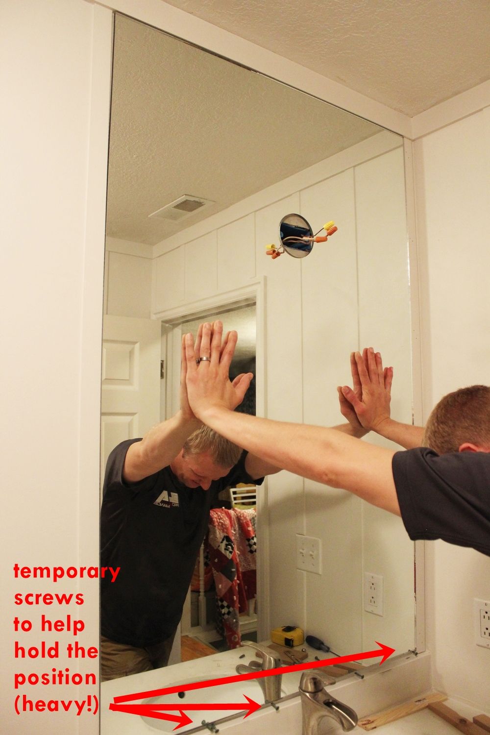 Как профессионально установить зеркало в ванной - image15