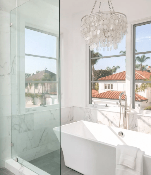 18 красивых идей освещения ванной комнаты в любых стилях - image15
