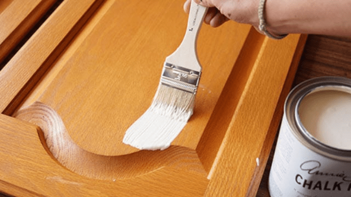 Как покрасить деревянную мебель: пошаговая инструкция